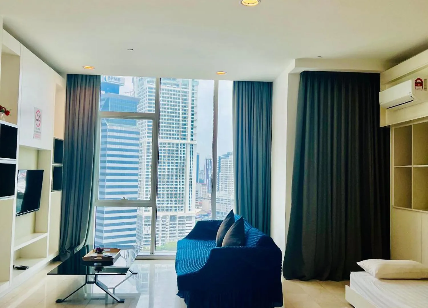 Platinum Suites Klcc By Premium Hospitality Kuala Lumpur 0*,